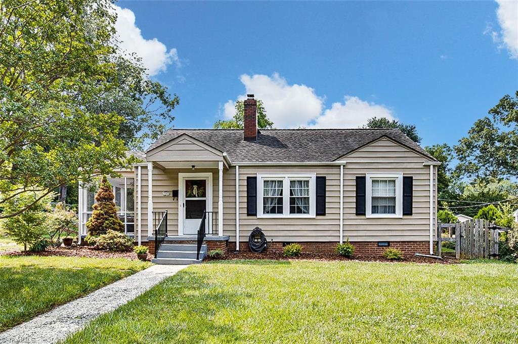 2305 Fernwood Drive