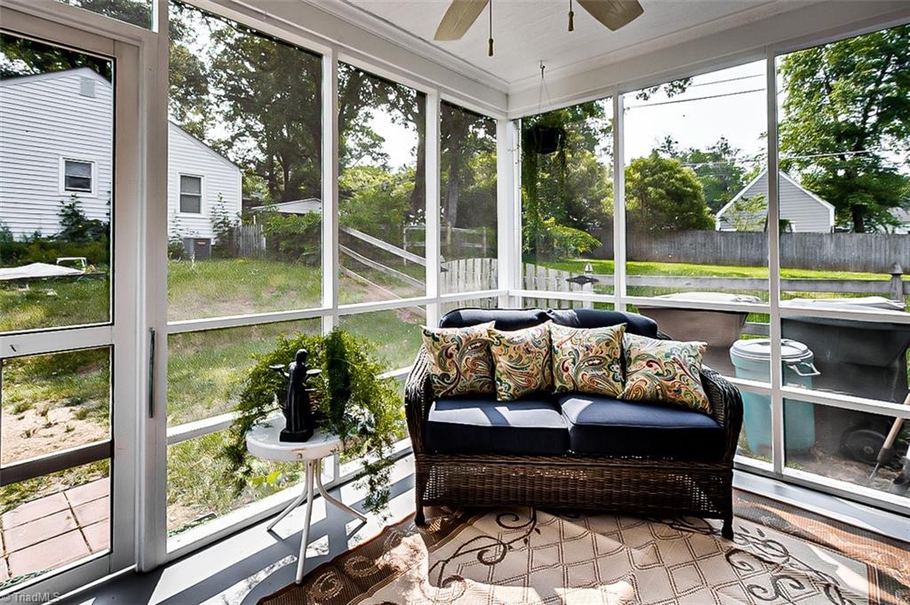 2305 Fernwood Drive