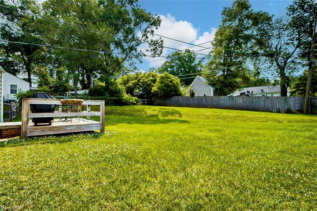 2305 Fernwood Drive