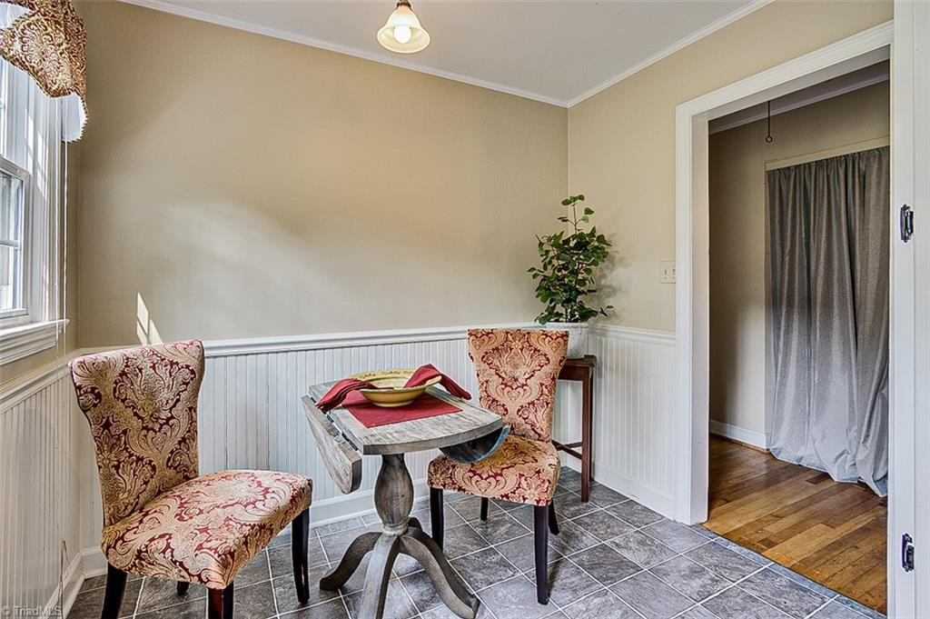 2305 Fernwood Drive