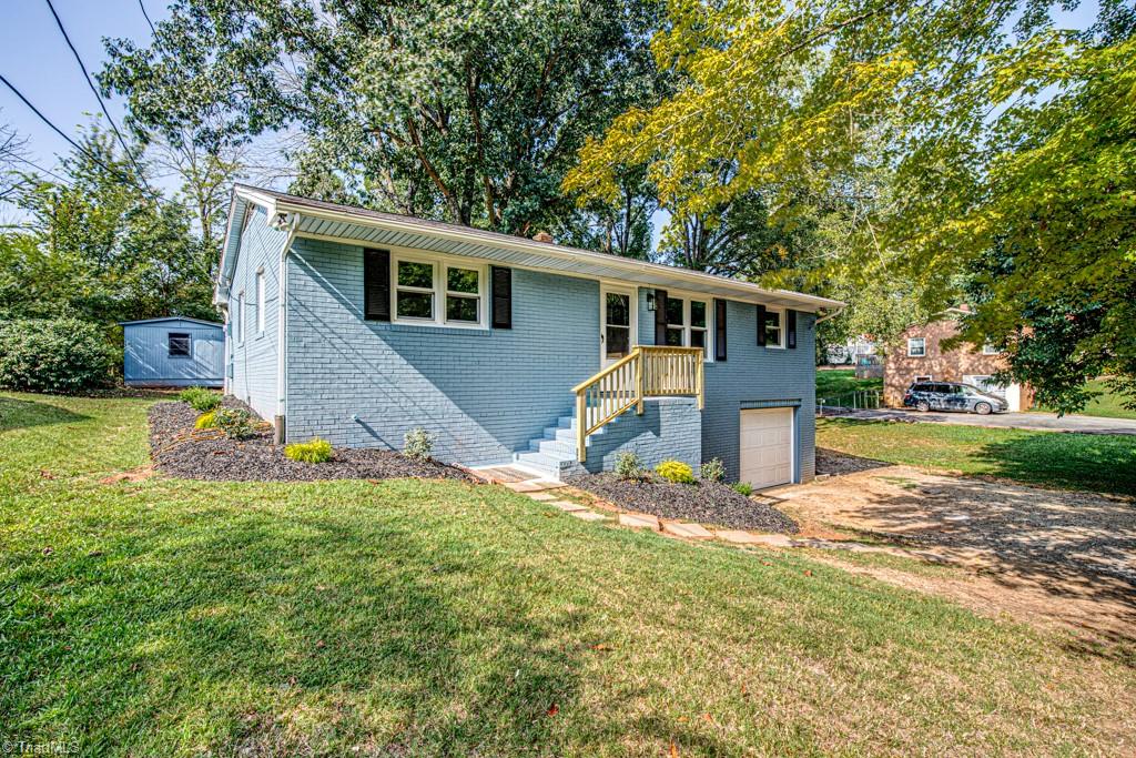 305 Kimberly Lane