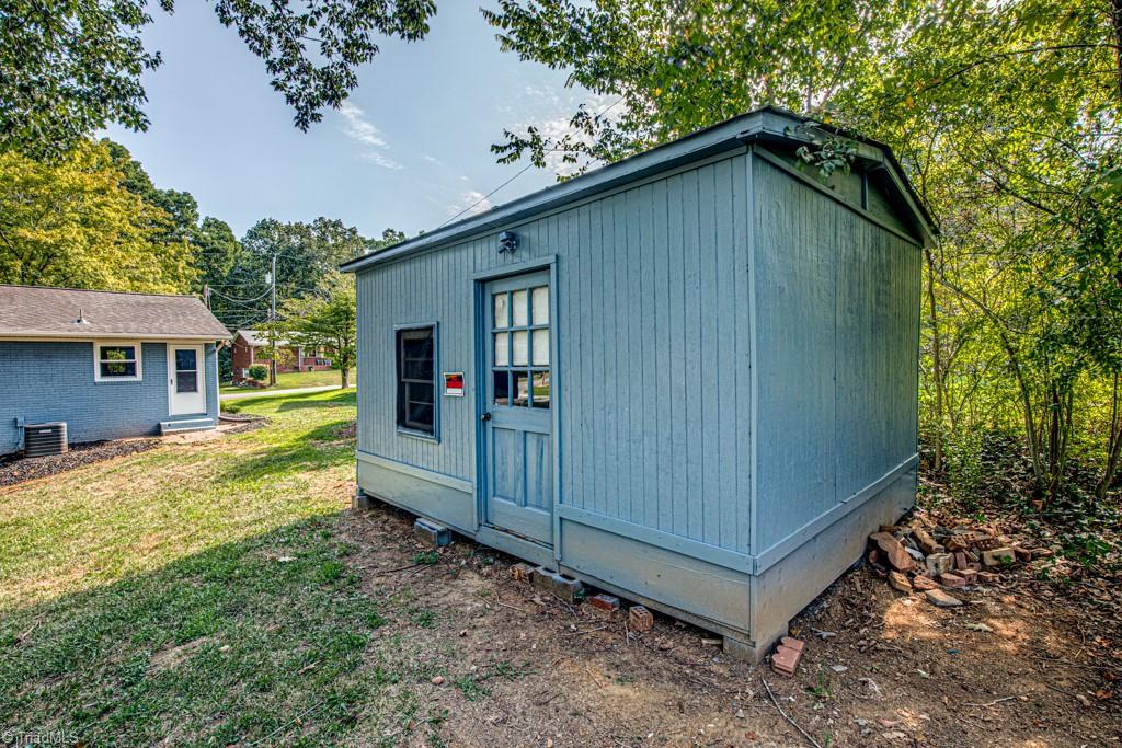 305 Kimberly Lane