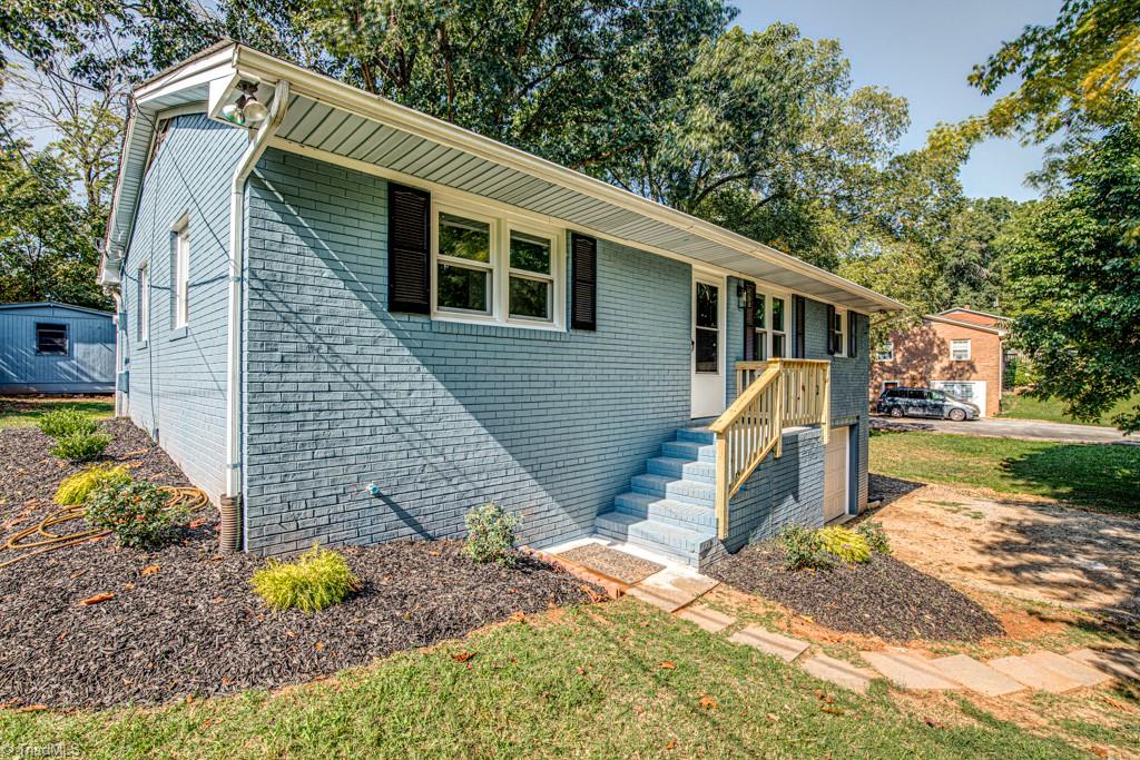 305 Kimberly Lane
