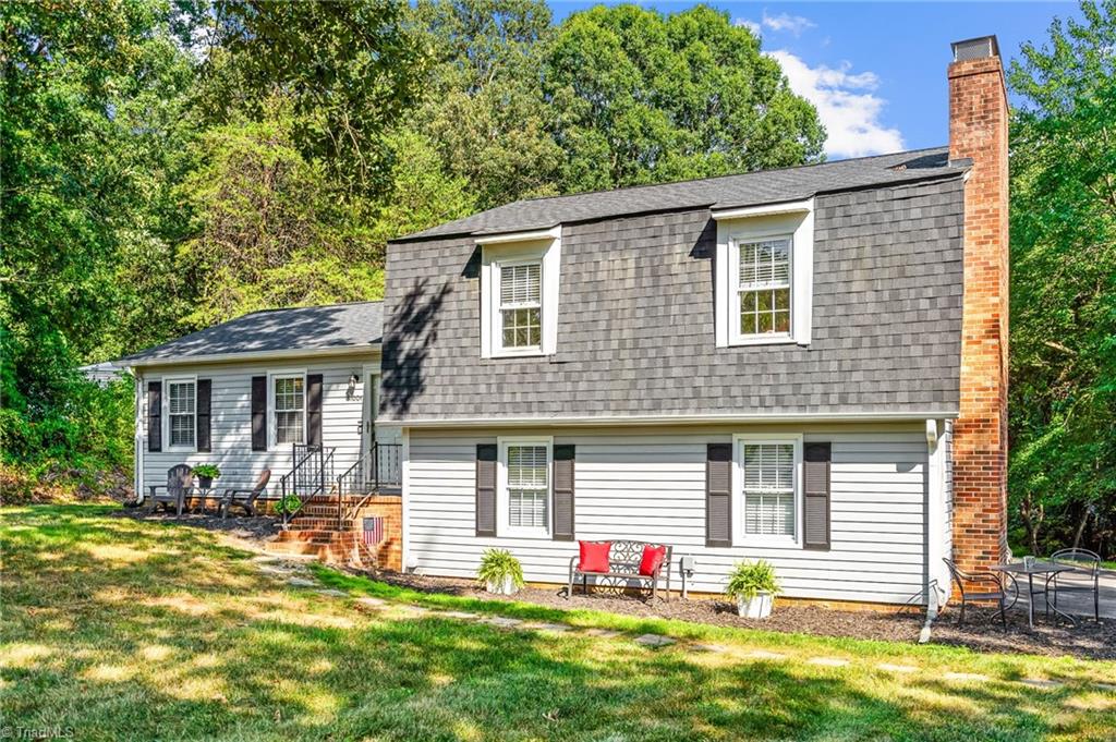 1004 Applegate Court