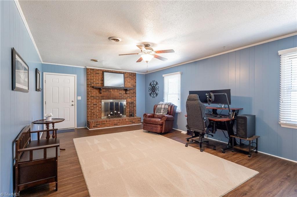 1004 Applegate Court