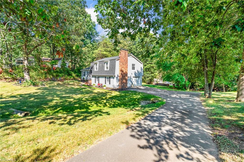 1004 Applegate Court
