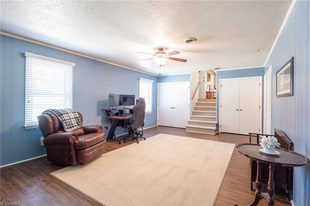 1004 Applegate Court