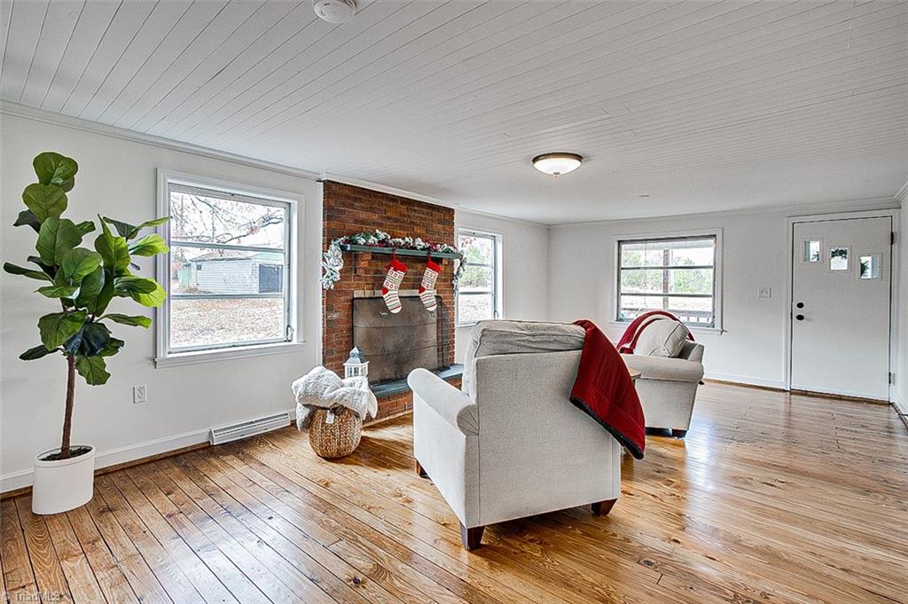 4694 Plainfield Road