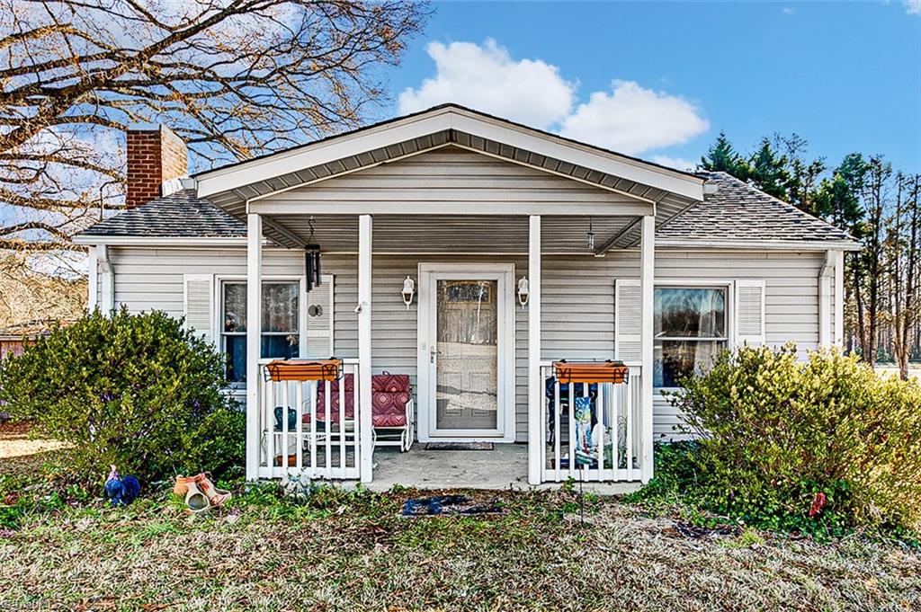 4516 Branson Davis Road