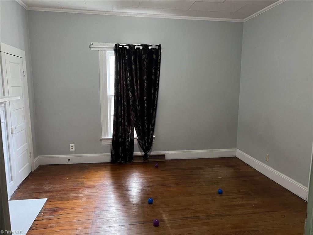 521 Walnut Street