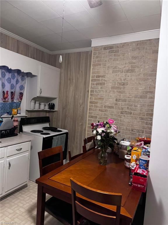 521 Walnut Street