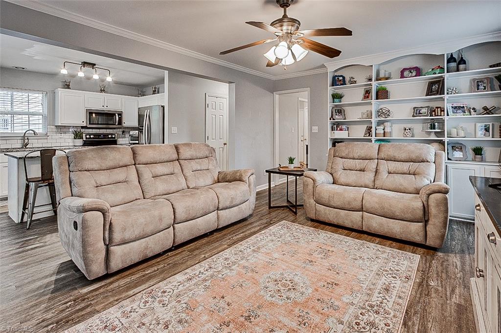 2707 Tavern Court