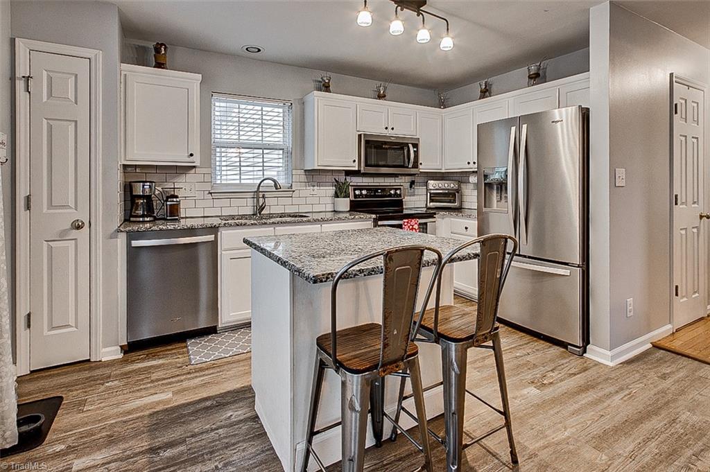 2707 Tavern Court