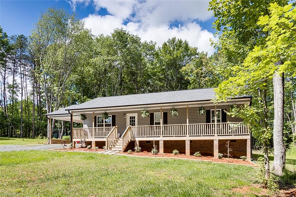1038 Hub Morris Road