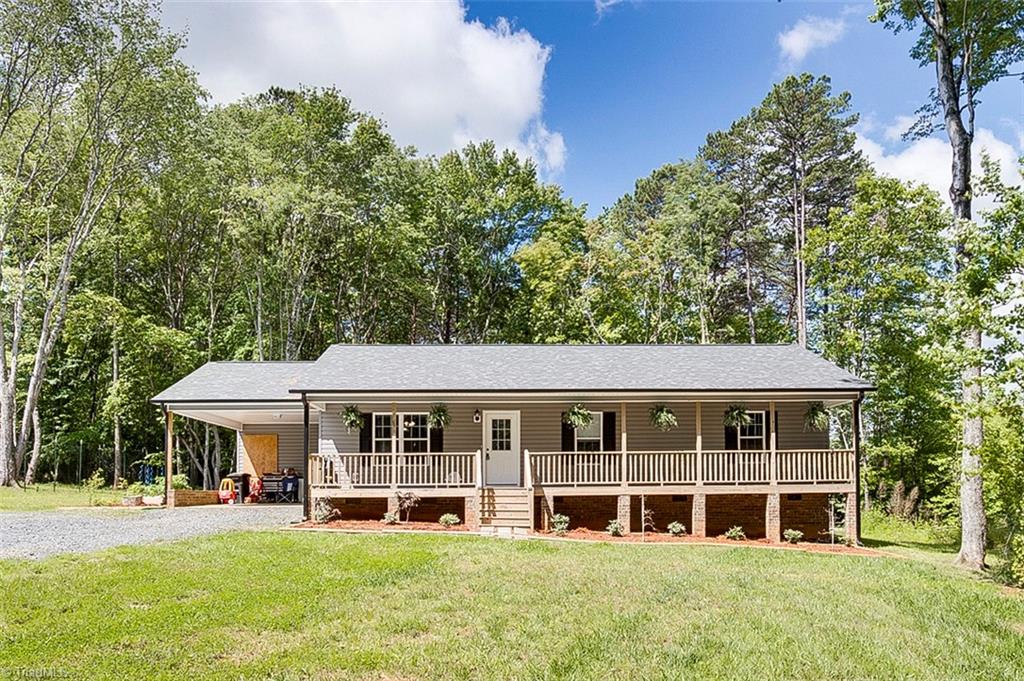 1038 Hub Morris Road
