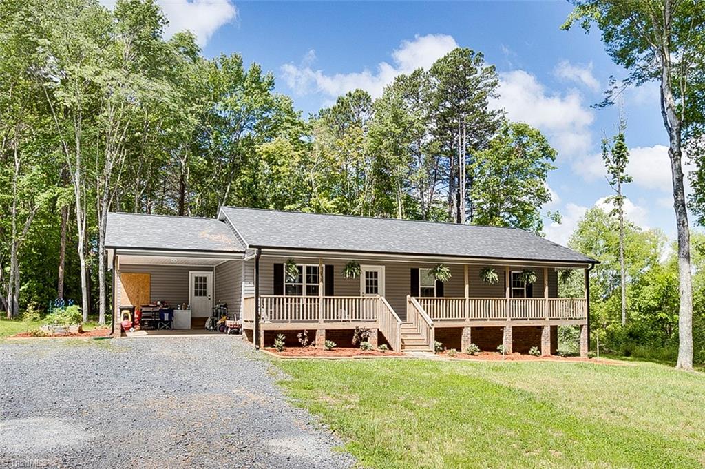 1038 Hub Morris Road