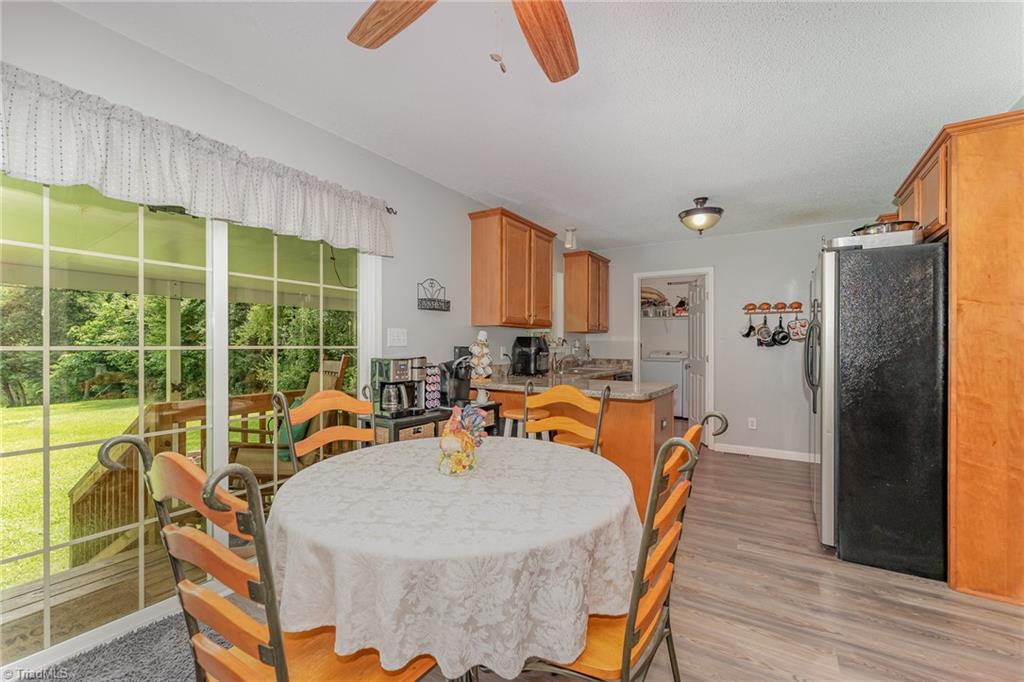 2318 Sharpe Road