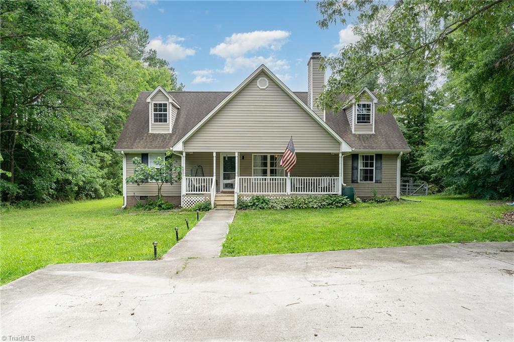 2318 Sharpe Road