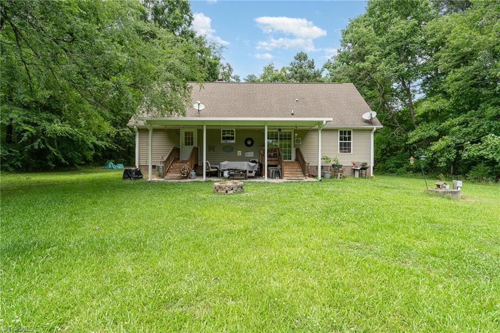 2318 Sharpe Road