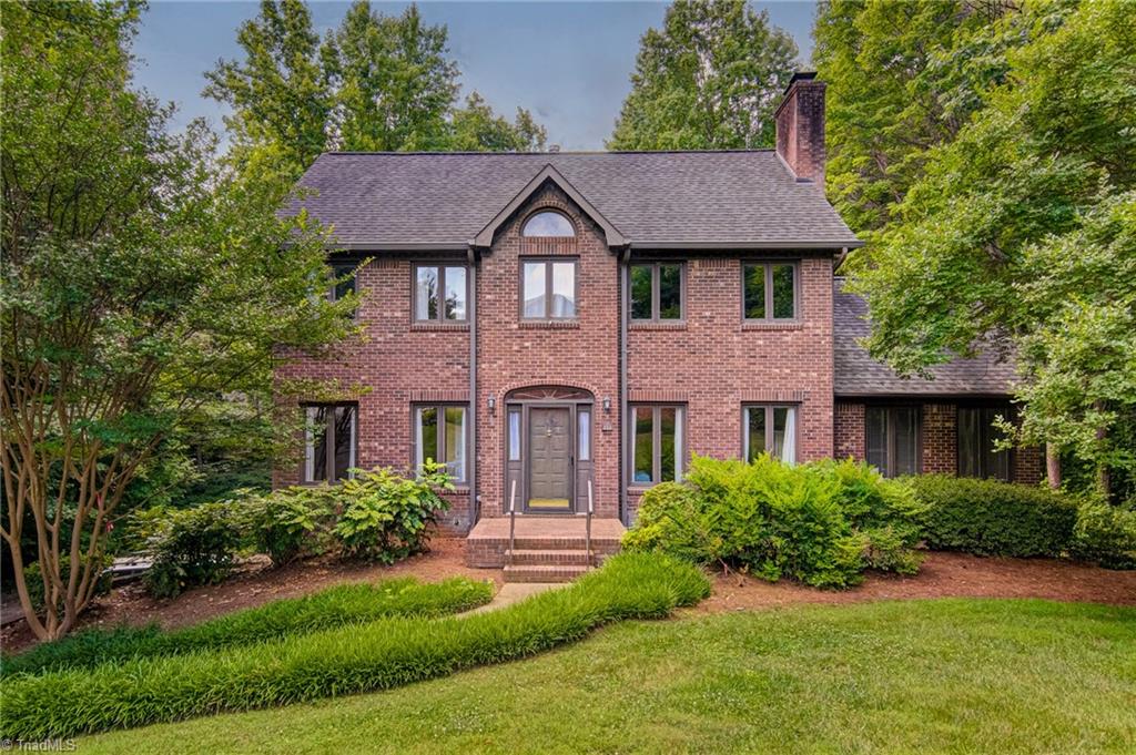 121 Rockridge Court
