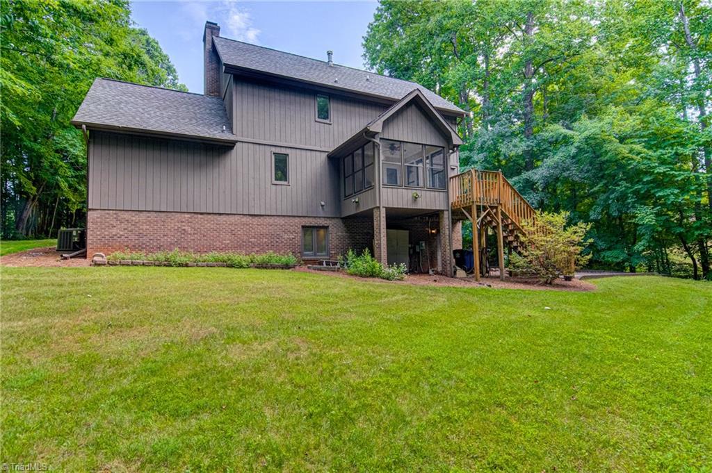 121 Rockridge Court