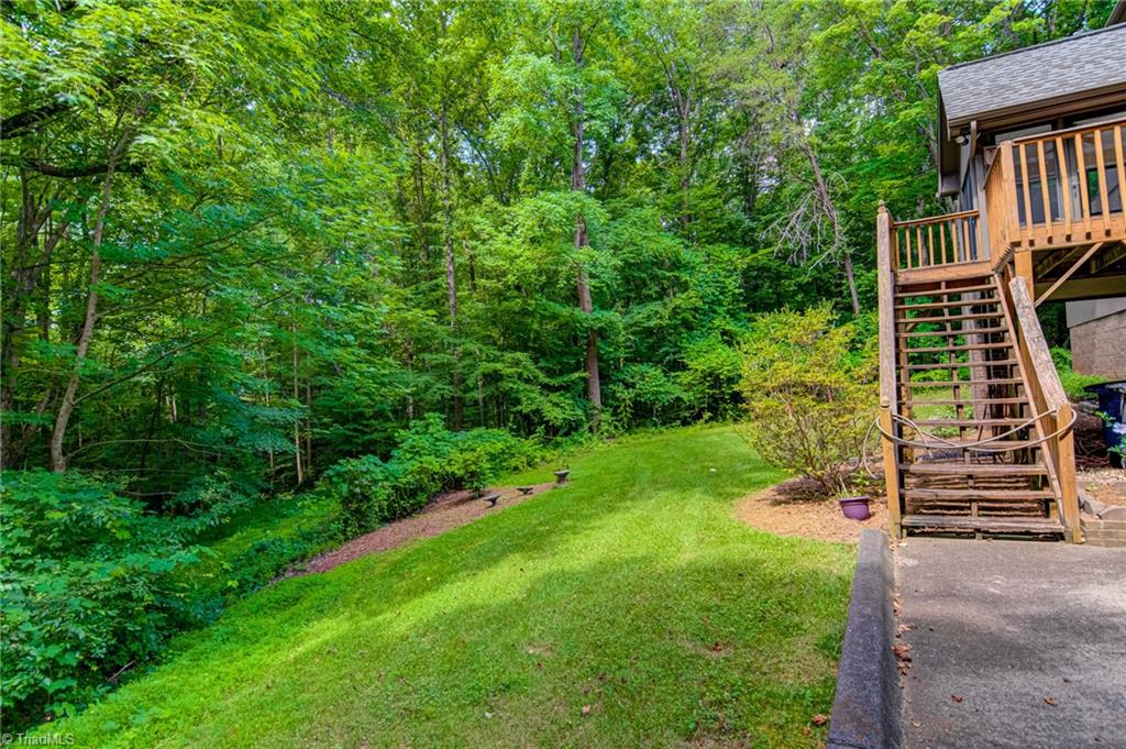 121 Rockridge Court