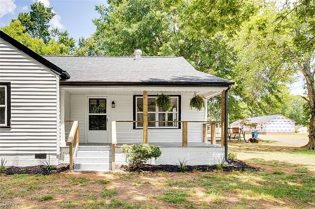 234 Luther Avenue