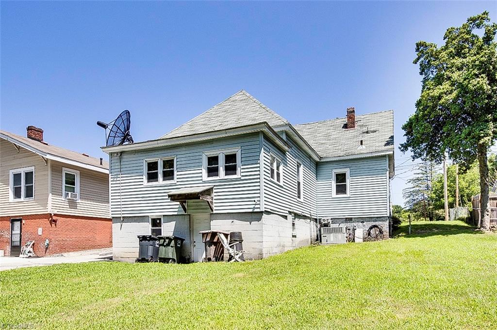 622 Broad Avenue