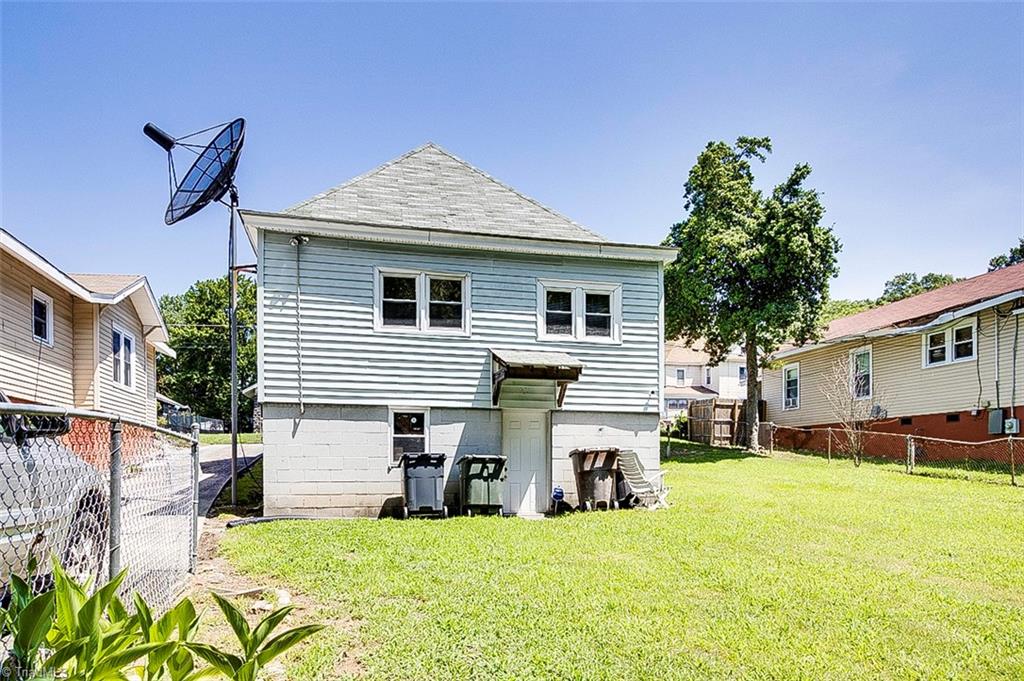 622 Broad Avenue