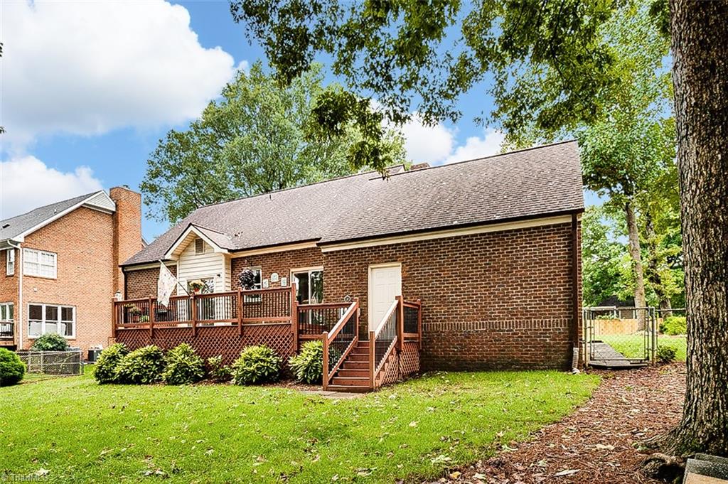 6104 Lindley Woods Drive