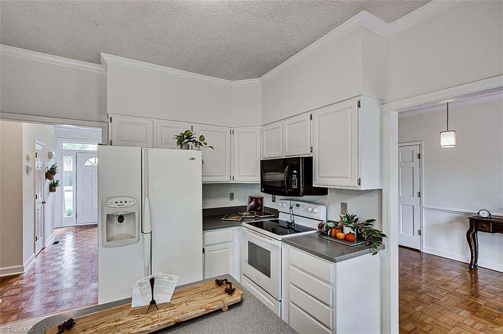 6104 Lindley Woods Drive