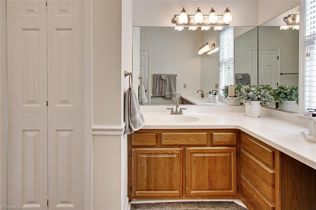 6104 Lindley Woods Drive