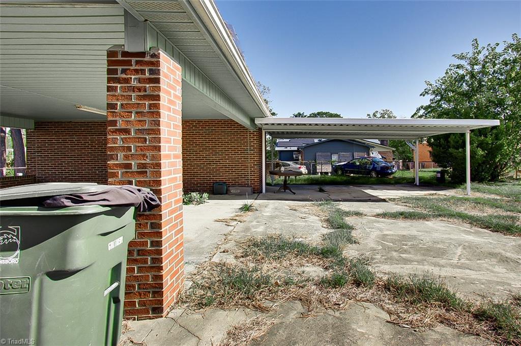 1315 Rotherwood Road