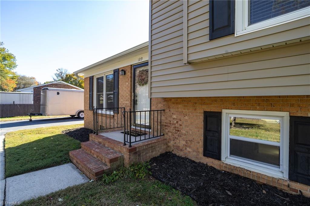 109 Valley Forge Lane