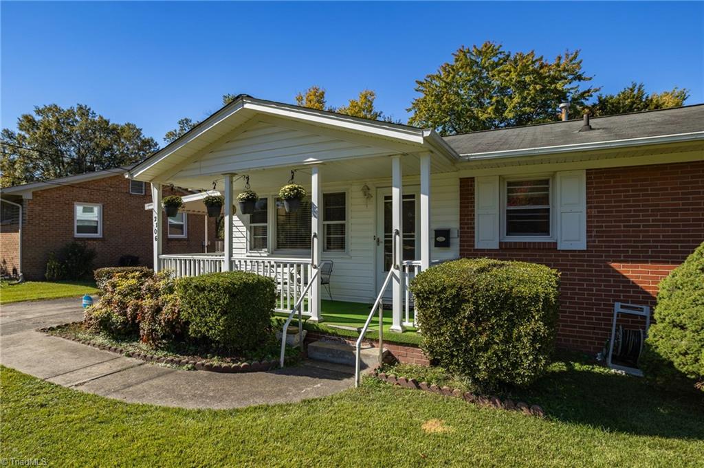 2106 Emerywood Road