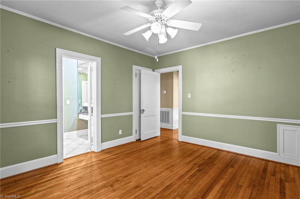 502 W Parkway Avenue