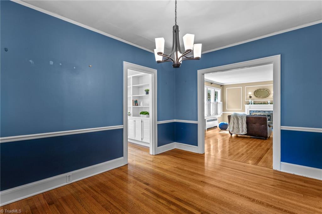 502 W Parkway Avenue