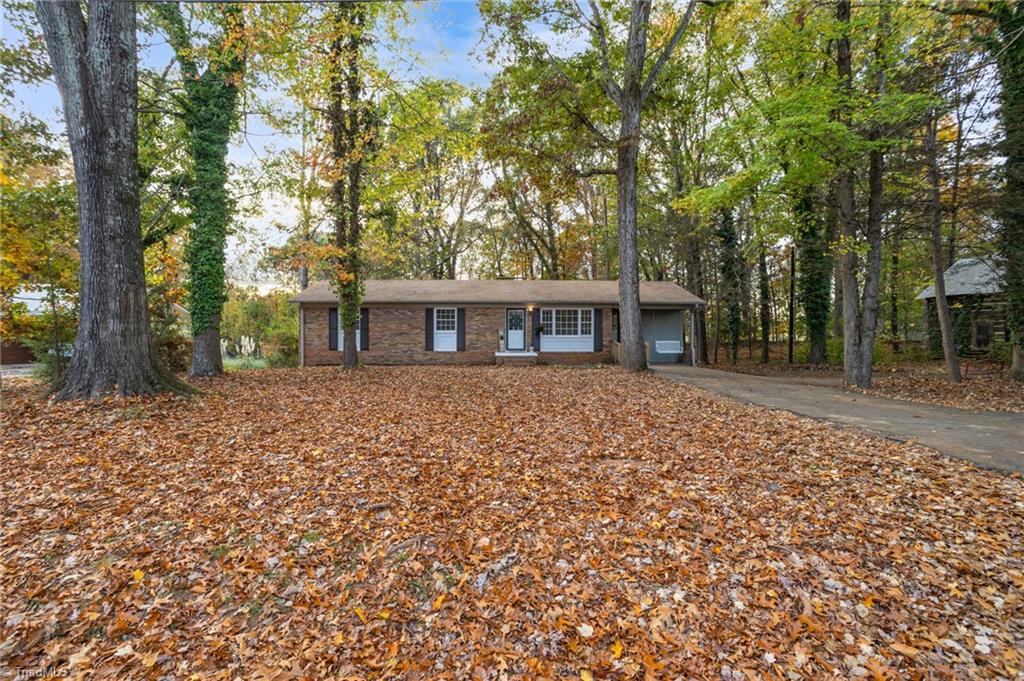 2975 Forest Drive