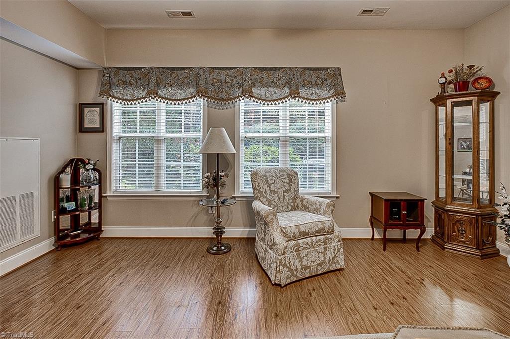 4054 Bentley Drive # 1 Unit: B-1