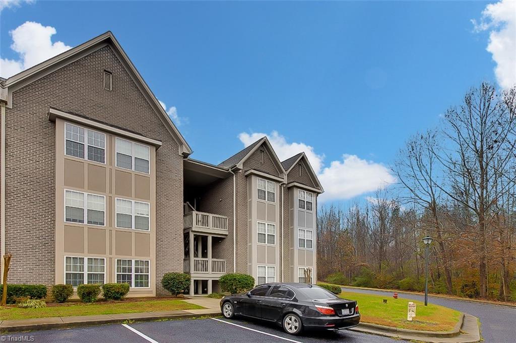 4054 Bentley Drive # 1 Unit: B-1