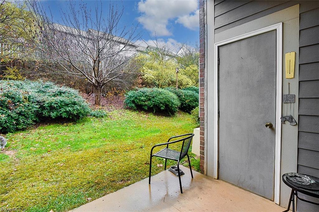 4054 Bentley Drive # 1 Unit: B-1