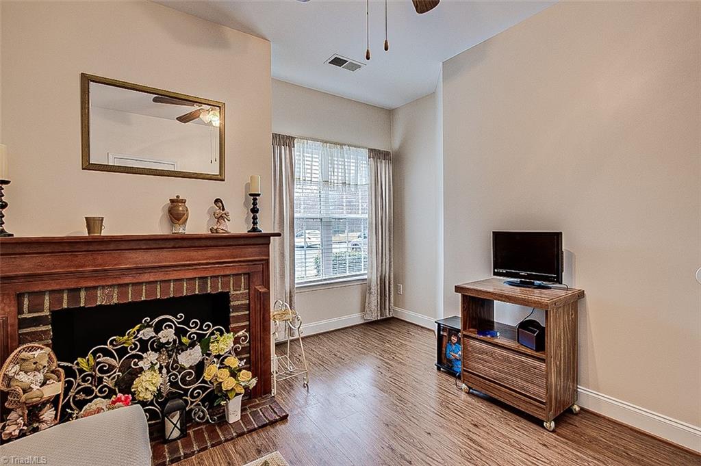 4054 Bentley Drive # 1 Unit: B-1