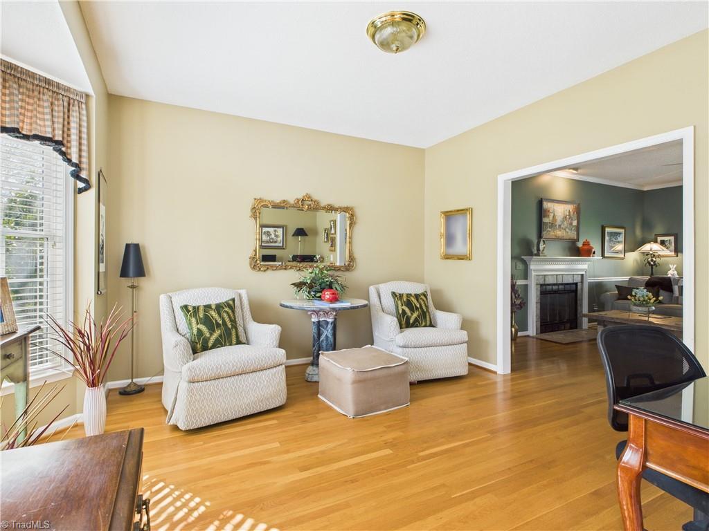 4212 Suffolk Trail