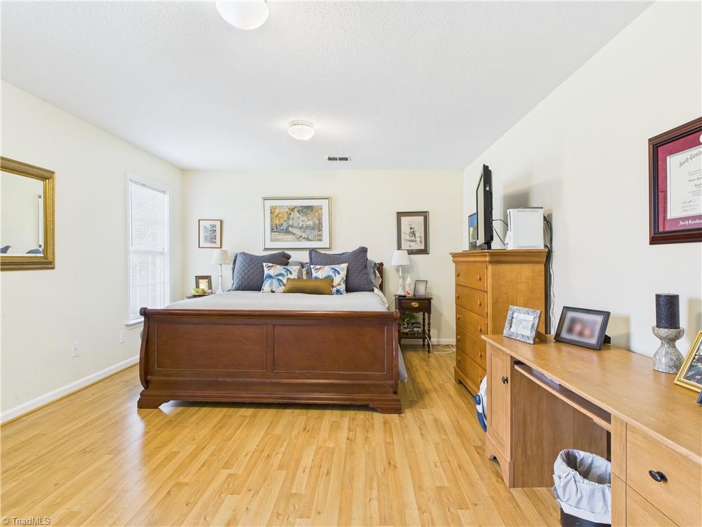 4212 Suffolk Trail