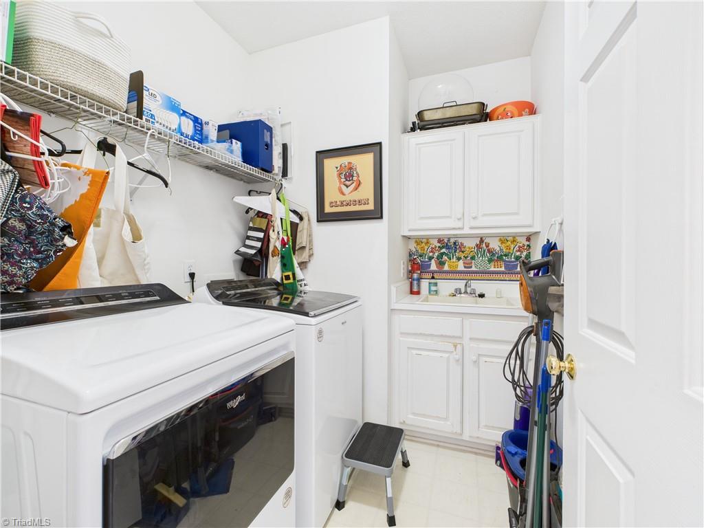 4212 Suffolk Trail
