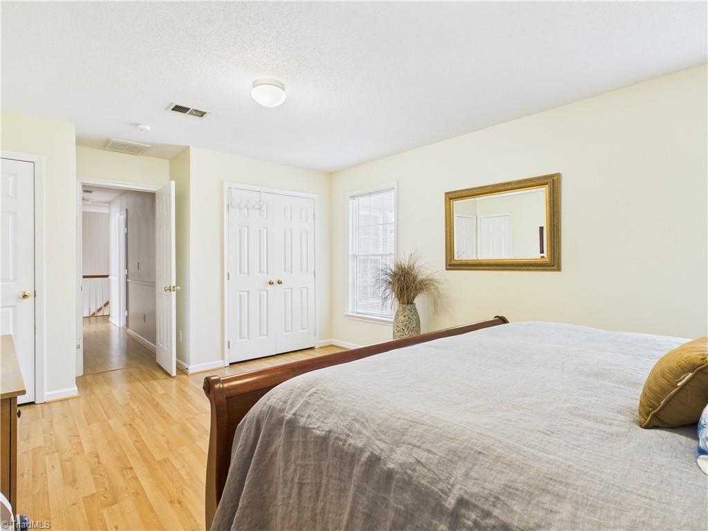 4212 Suffolk Trail
