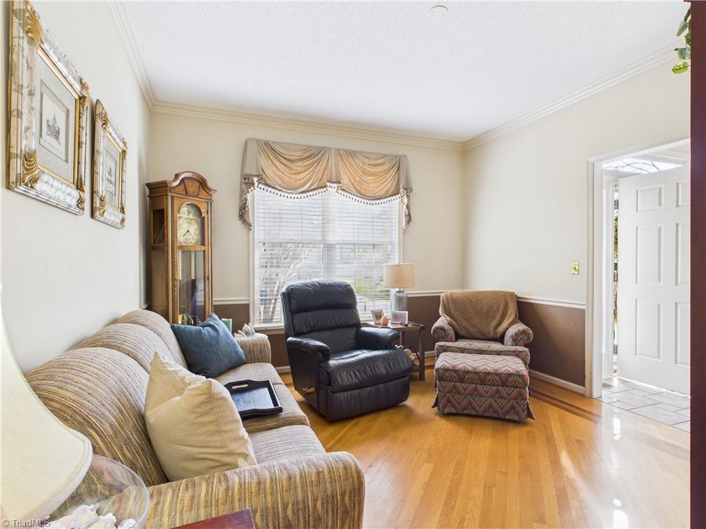 4212 Suffolk Trail