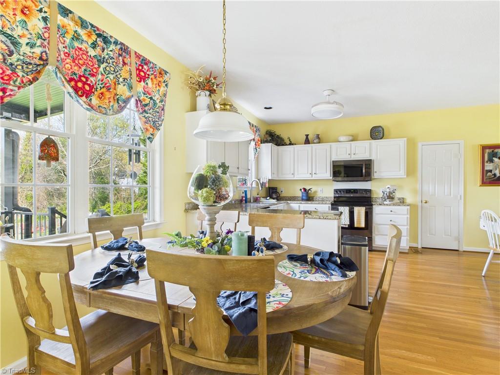 4212 Suffolk Trail