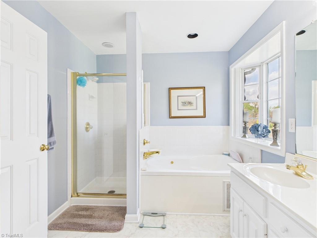 4212 Suffolk Trail