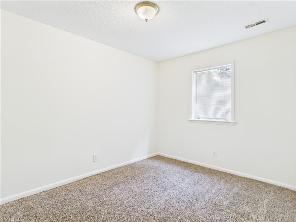 3919 Overland Heights